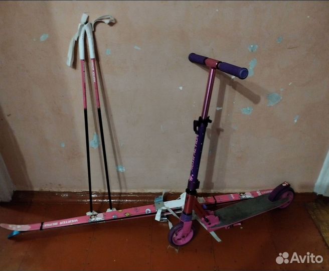 Самокат и лыжи детские