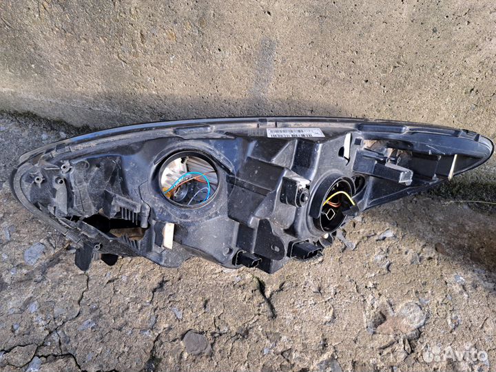 Фара правая renault kaptur каптюр