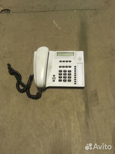 Телефон