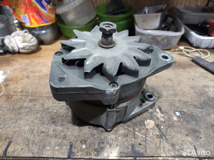 Генератор Ауди 100