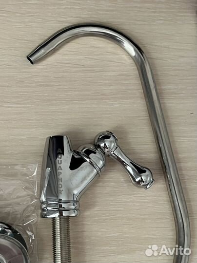 Краник для фильтра питьевой воды аквафор