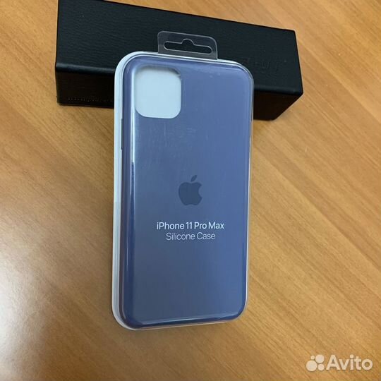 MX032ZM/A iPhone 11 Pro Max Silicone Case Alaskan