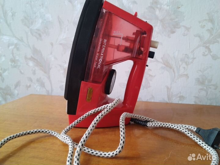 International detachable water tank утюг