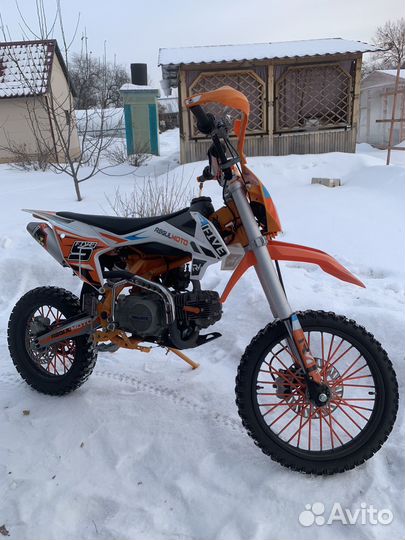 Продам мотоцикл питбайк Regulmoto five 125