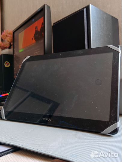 Samsung Galaxy A3 (2017) SM-A320F/DS, 2/16 ГБ