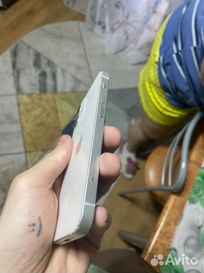 iPhone 12 mini, 64 ГБ