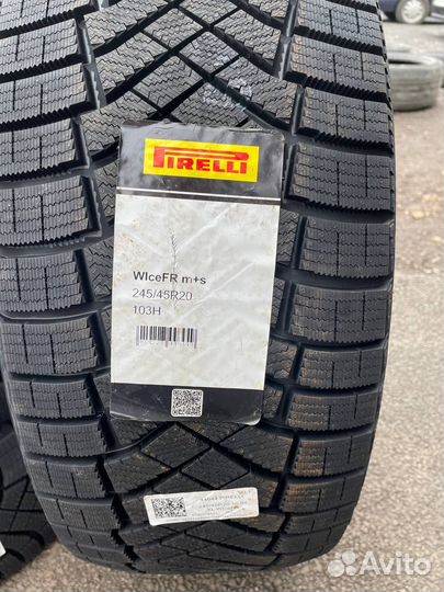 Pirelli Ice Zero FR 245/45 R20