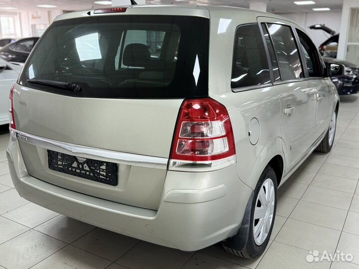 Opel Zafira 1.8 AT, 2011, 173 925 км