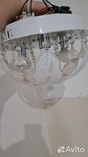 Светильник потолочный с пультом (люстра)