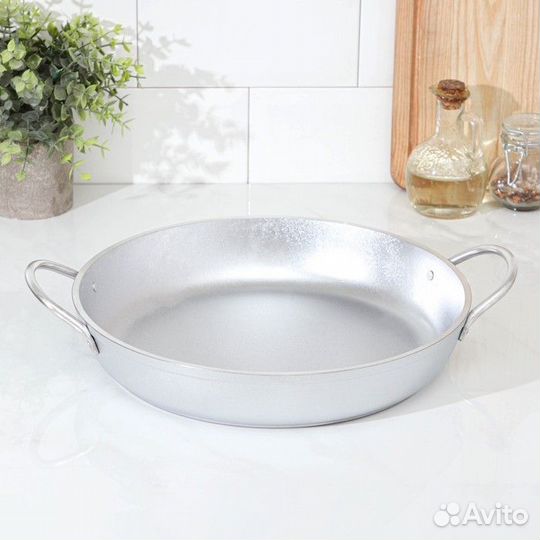 Сковорода, d30 см, две ручки