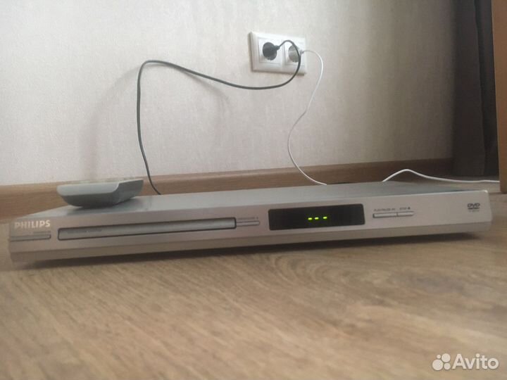DVD плеер plhilips