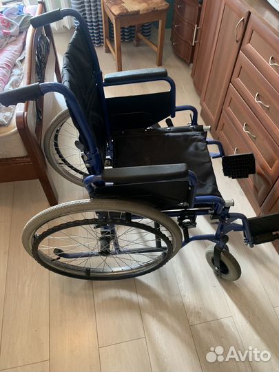 Кресло коляска инвалидная