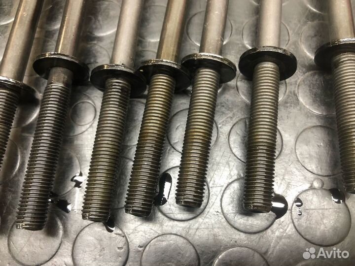 Болты гбц комплект двс 4D20 GW