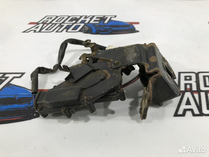 Замок багажника Geely Emgrand EC7 RV 1068003360