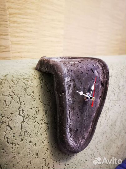 Часы из бетона Сальвадор Дали Постоянство памяти