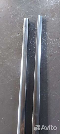 Молдинг стекла на Volkswagen Phaeton