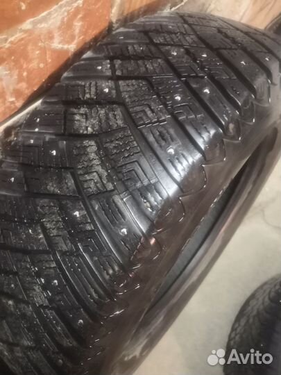 Goodyear UltraGrip Ice Arctic SUV 225/65 R17