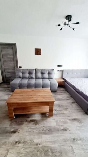 2-к. квартира, 43 м², 2/5 эт.