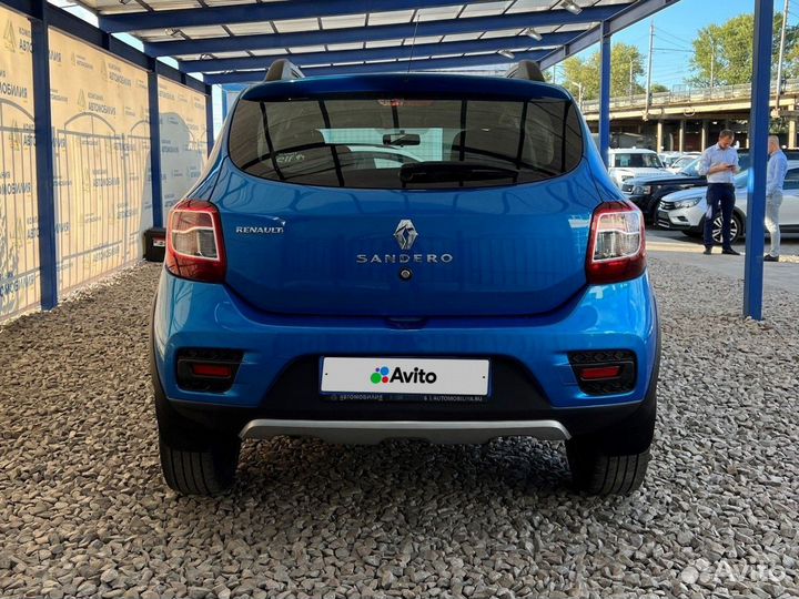 Renault Sandero Stepway 1.6 AT, 2017, 75 596 км