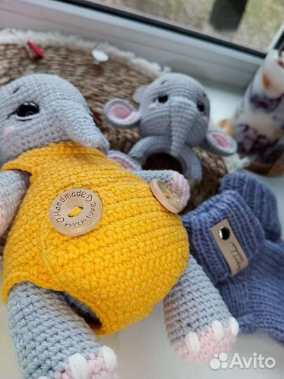 Вязаный набор слоников ручной работы