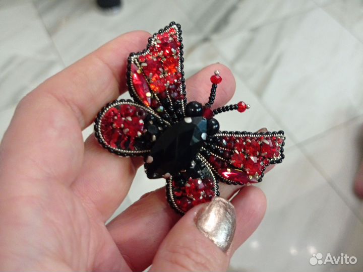 Брошь бабочка