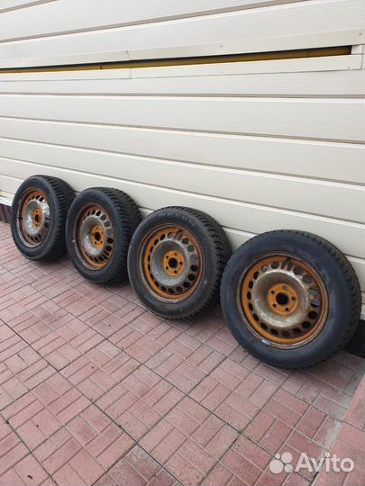 Колеса на Mercedes Nexen Winguard 205/60 R16