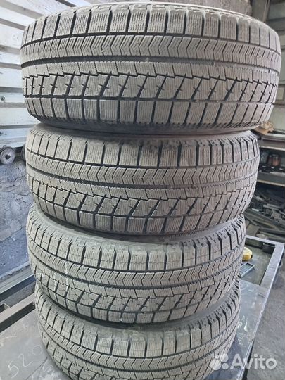 Bridgestone Blizzak Revo GZ 21.5/60 R16 95S