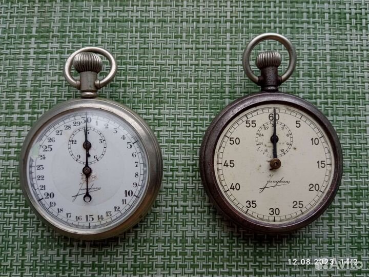 Секундомеры Junghans