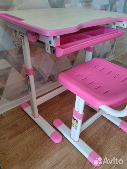 Растущая парта и стул