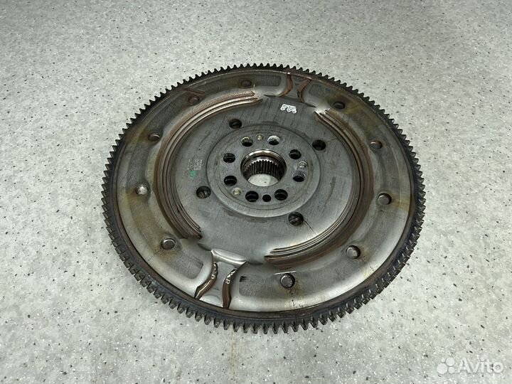 Маховик BMW G01 G11 G30 Гибрид phev