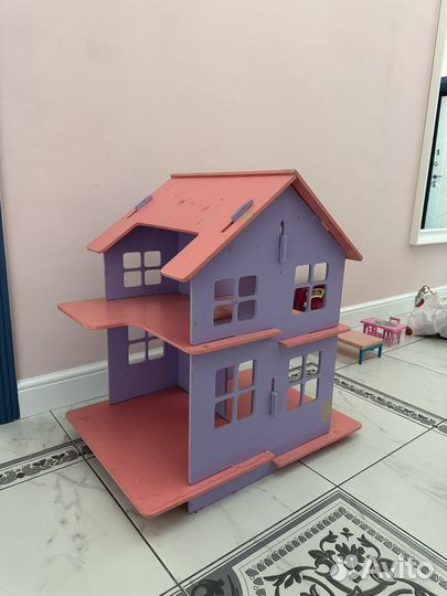 Домик кукольный