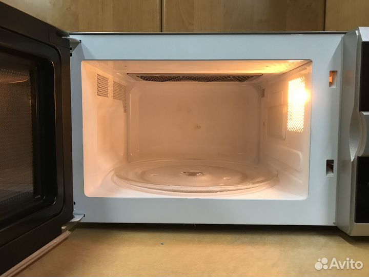 Микроволновка в бытовку