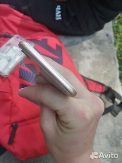 iPhone 8