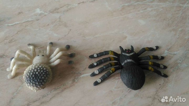Паук игрушка