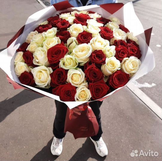 101 роза 51 роза Цветы