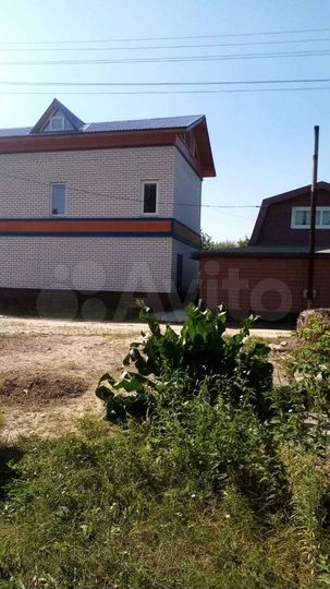 Дом 450 м² на участке 12 сот.