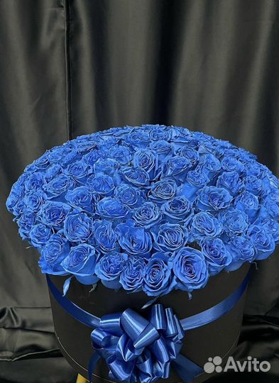 Коробка 101 синей розы