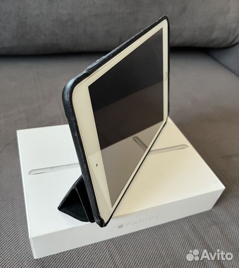 Планшет apple iPad mini 3 Wi-Fi Cellular 64 Gb