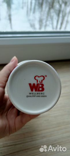 Кружка фарфоровая с крышкой новая