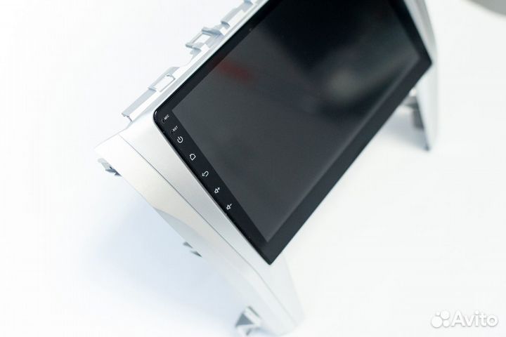 Штатное головное устройство Camry Android