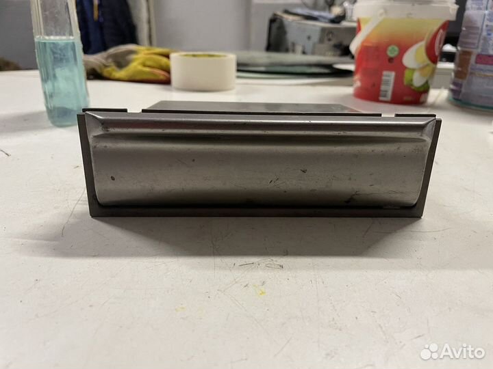 Ящик передней консоли Nissan X-Trail