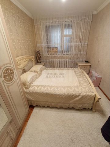 4-к. квартира, 90 м², 5/6 эт.