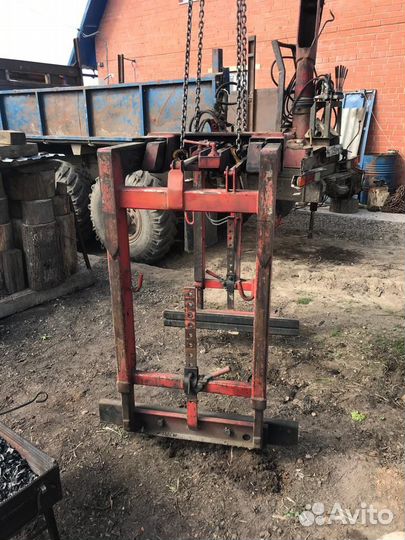 Гидравлический захват поддонов для манипулятора