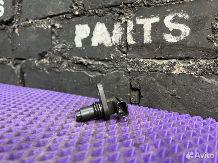 Датчик положения распредвала Nissan X-Trail