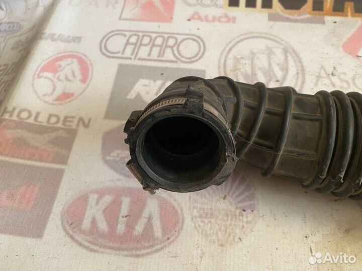 Патрубок воздушного фильтра audi Q5 8R