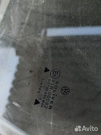 Стекло передней левой двери Volkswagen Passat B5