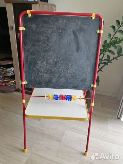 Бизиборд-мольберт