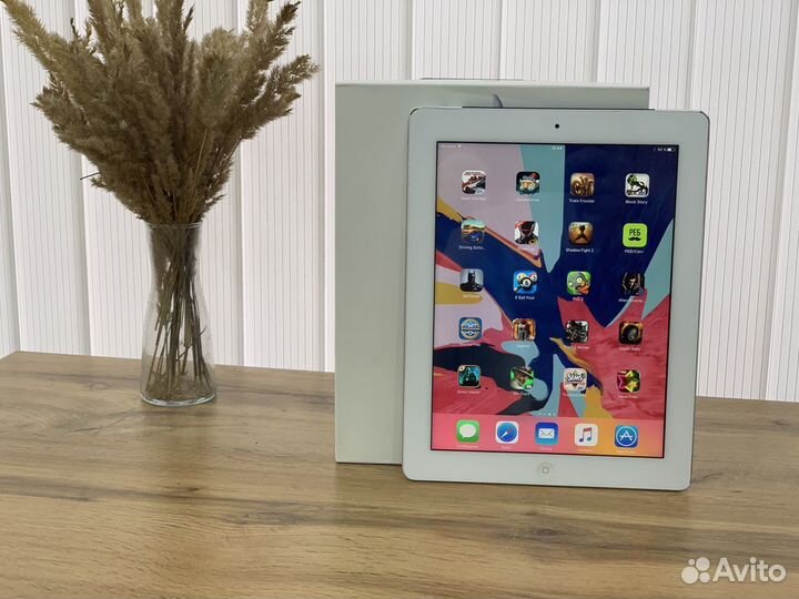 Планшет Apple iPad 3 Retina 64 гб, Wi-Fi + Sim