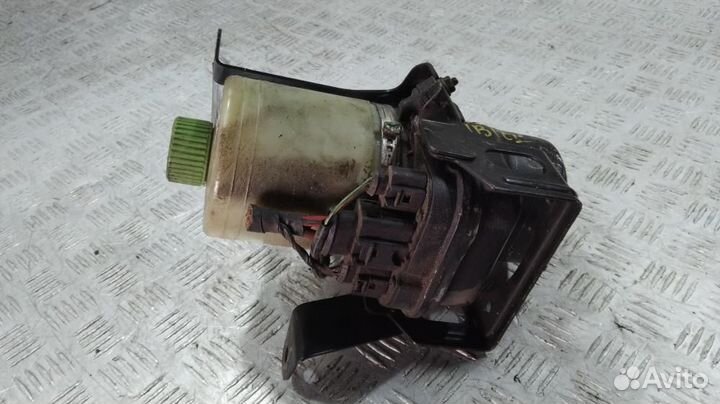 Насос эур 6Q0423156S Volkswagen Polo (2001-2009)