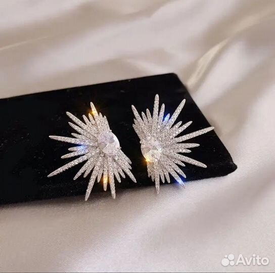 Серьги бижутерия